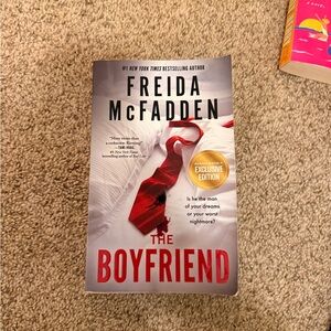 The Boyfriend by Freida McFadden Book